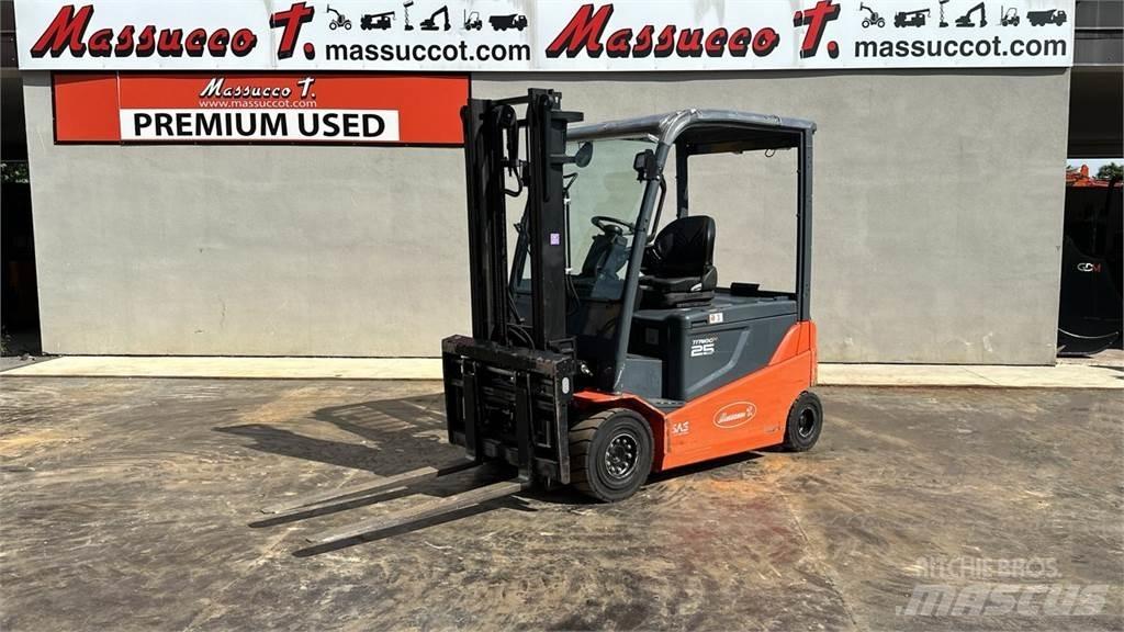 Toyota 8FBMT25 Elektromos targoncák