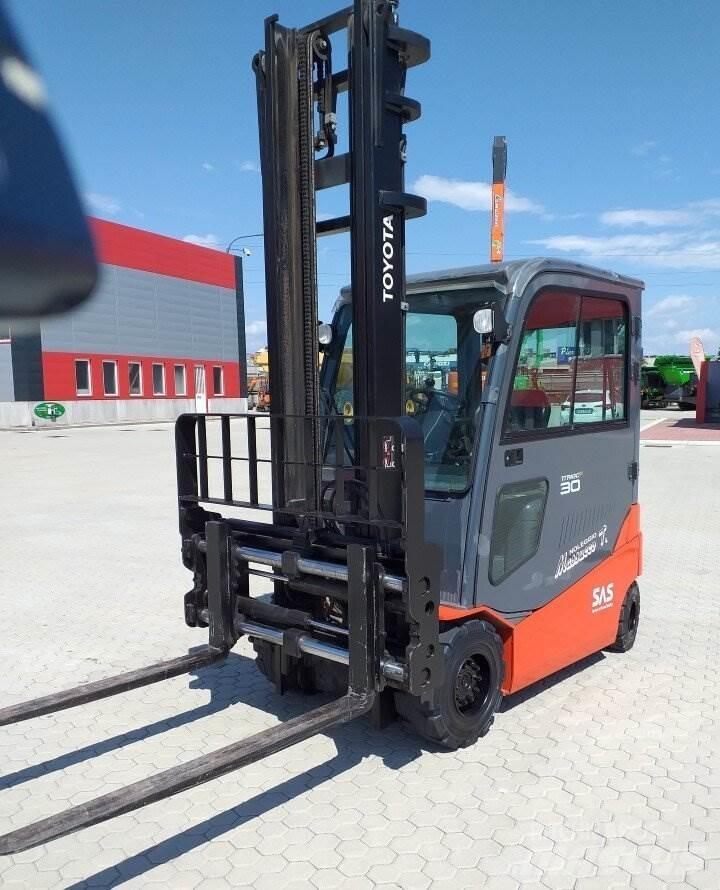 Toyota 8FBMT30 Elektromos targoncák