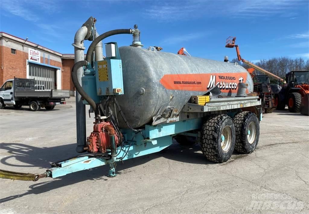 Vaia MB 141 Tartályos teherautók