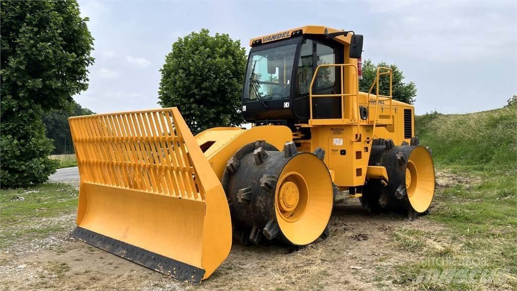 Vandel Quantum QS260 lánctalpas dózerek