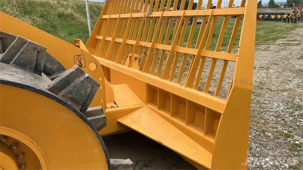 Vandel Quantum QS260 lánctalpas dózerek
