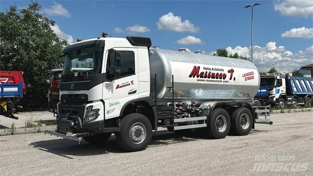 Volvo FMX 6X6 Tartályos teherautók