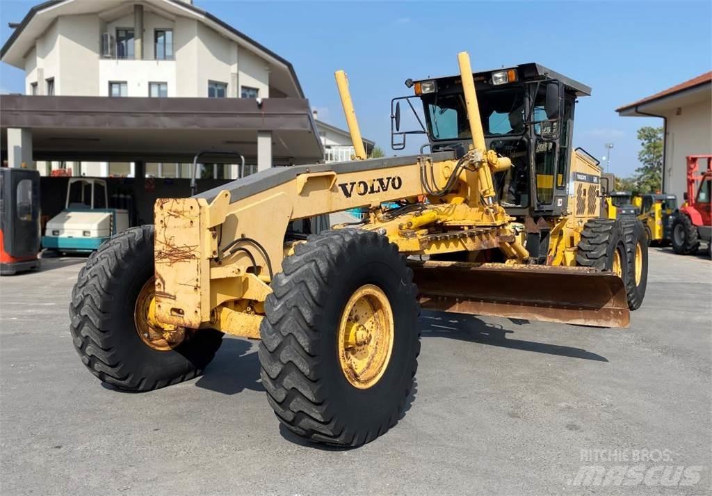 Volvo G740VHP lánctalpas dózerek