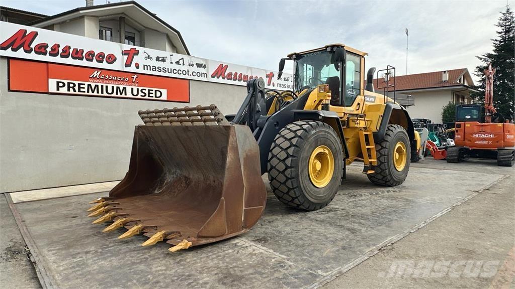 Volvo L180G Gumikerekes homlokrakodók