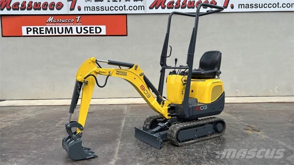Wacker Neuson 803 Mini kotrók < 7t