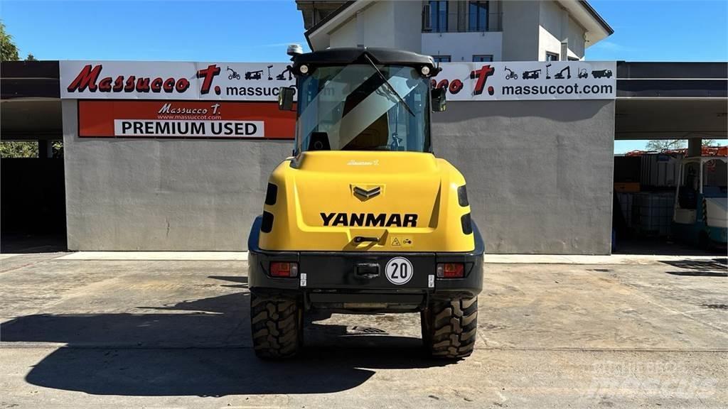 Yanmar V100 Gumikerekes homlokrakodók
