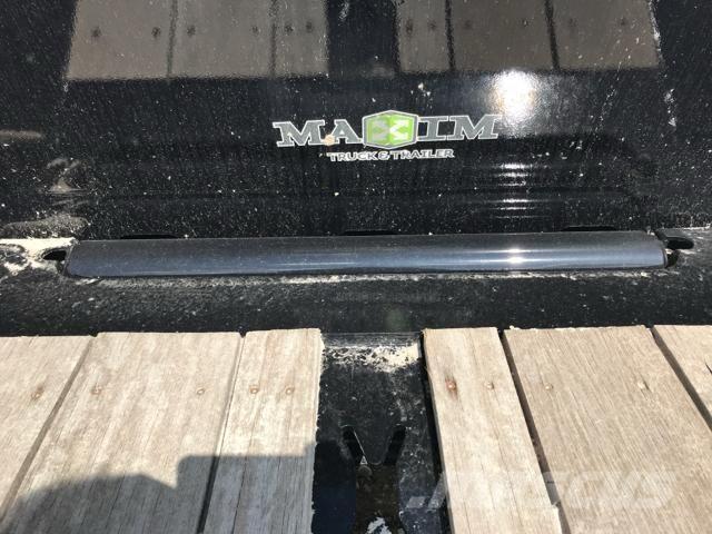 Deloupe Tilt Deck Platós / Ponyvás pótkocsik