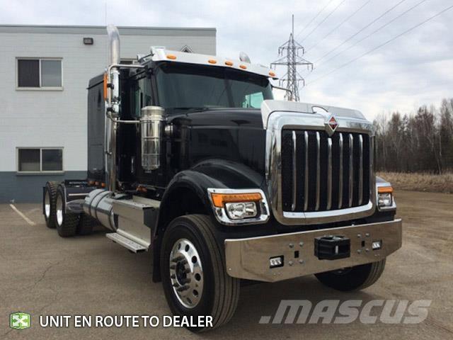 International HX Nyergesvontatók