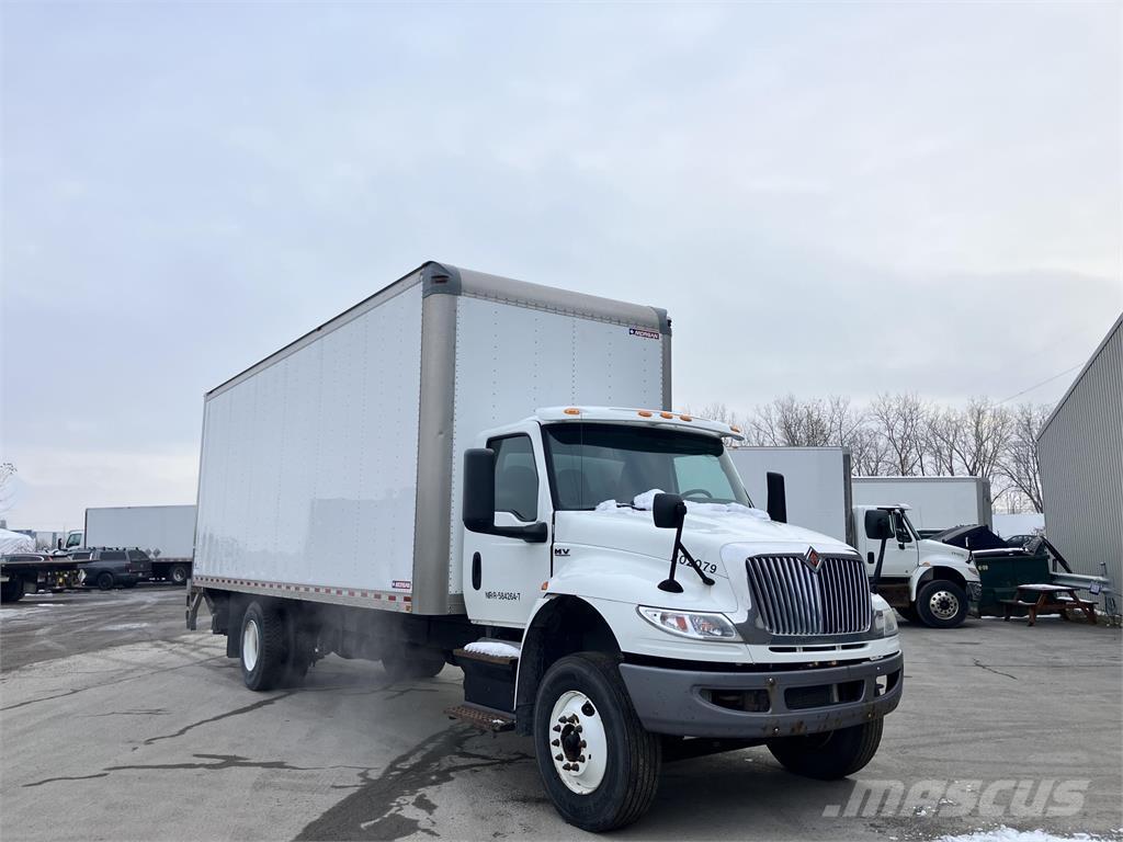 International MV Dobozos teherautók