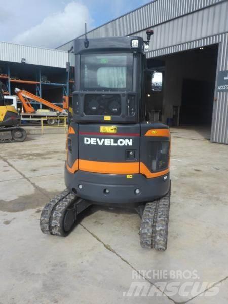 Develon DX27Z-7 Mini kotrók < 7t