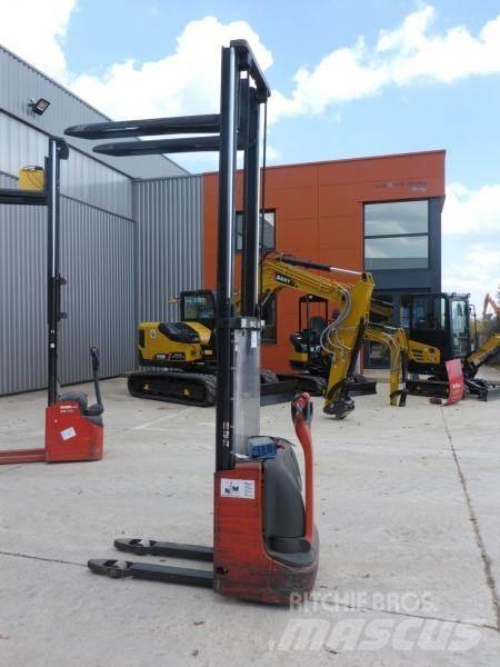 Fenwick L10 Gyalogkíséretű targonca