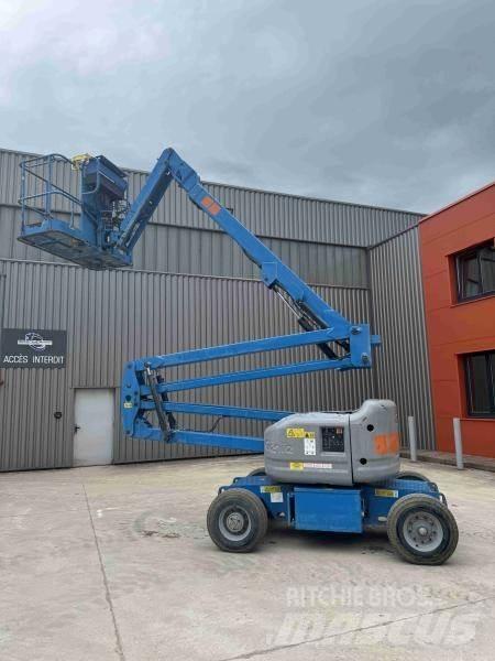 Genie Z45/25 Karos emelők