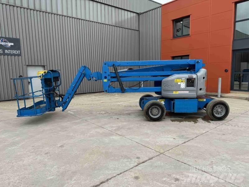 Genie Z45/25 Karos emelők