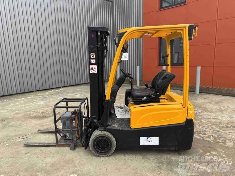 Hyster J1.8 XH5 Targoncák-Egyéb