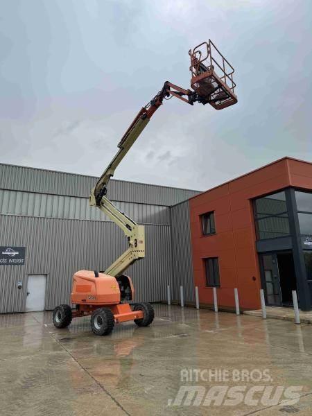JLG 520AJ Karos emelők