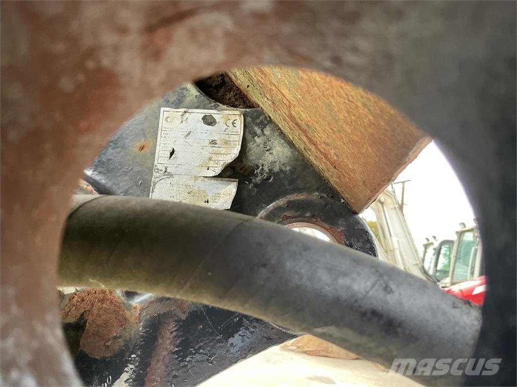 CNH Breaker Egyéb mezőgazdasági gépek