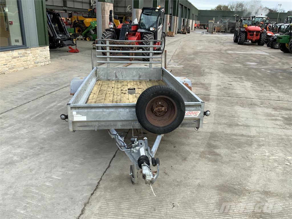 Logic 10,5 Trailer Egyéb mezőgazdasági gépek