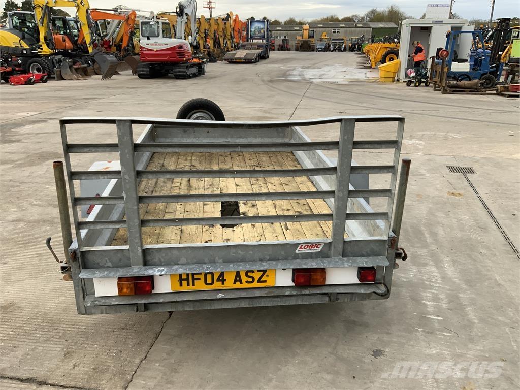 Logic 10,5 Trailer Egyéb mezőgazdasági gépek