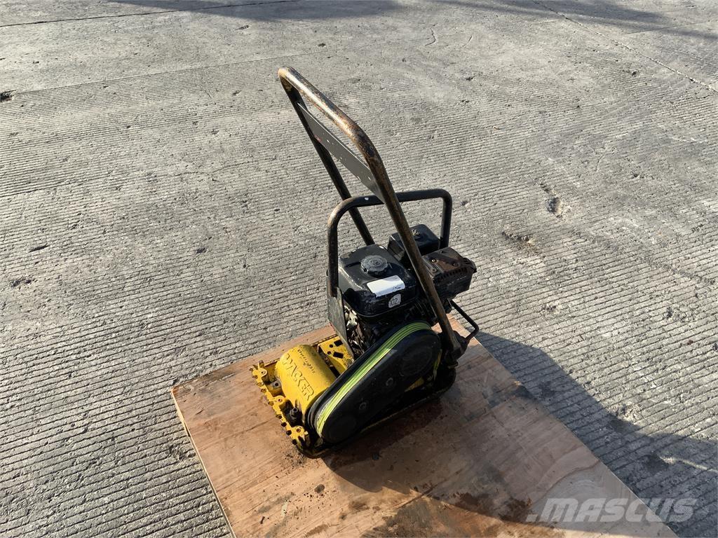 Yellow Wacker Plate Egyéb mezőgazdasági gépek