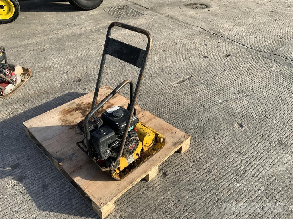 Yellow Wacker Plate Egyéb mezőgazdasági gépek