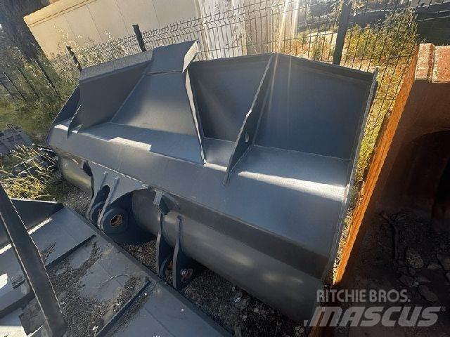 Liebherr  Építőipar - Egyebek
