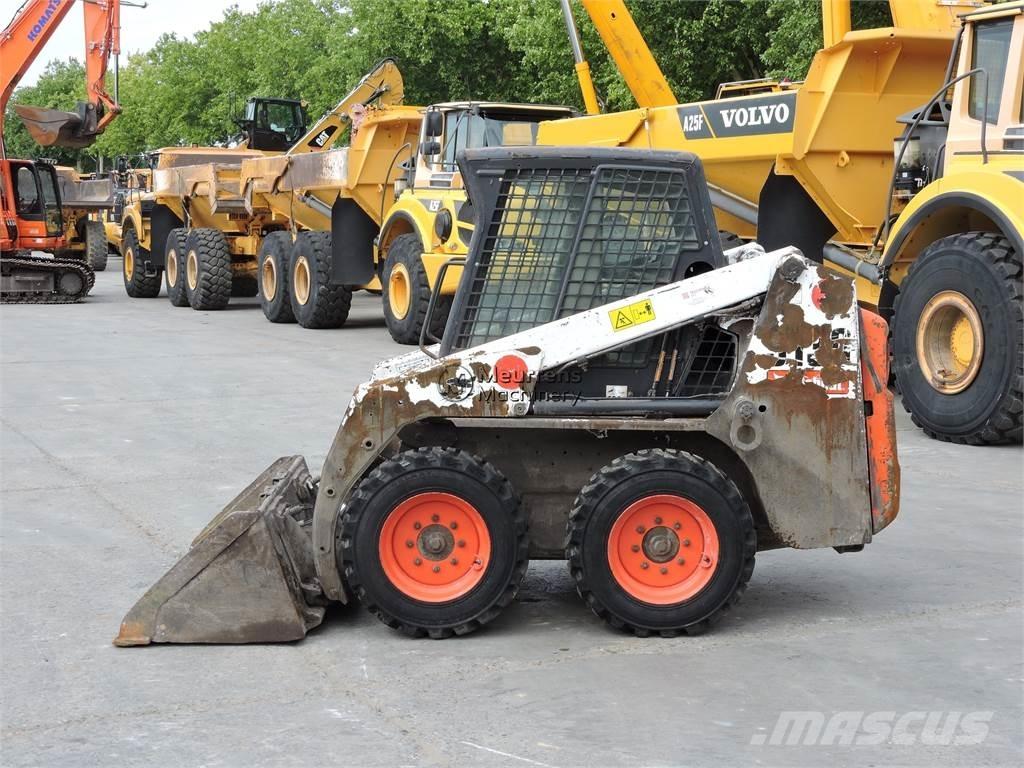Bobcat S130 Gumikerekes homlokrakodók