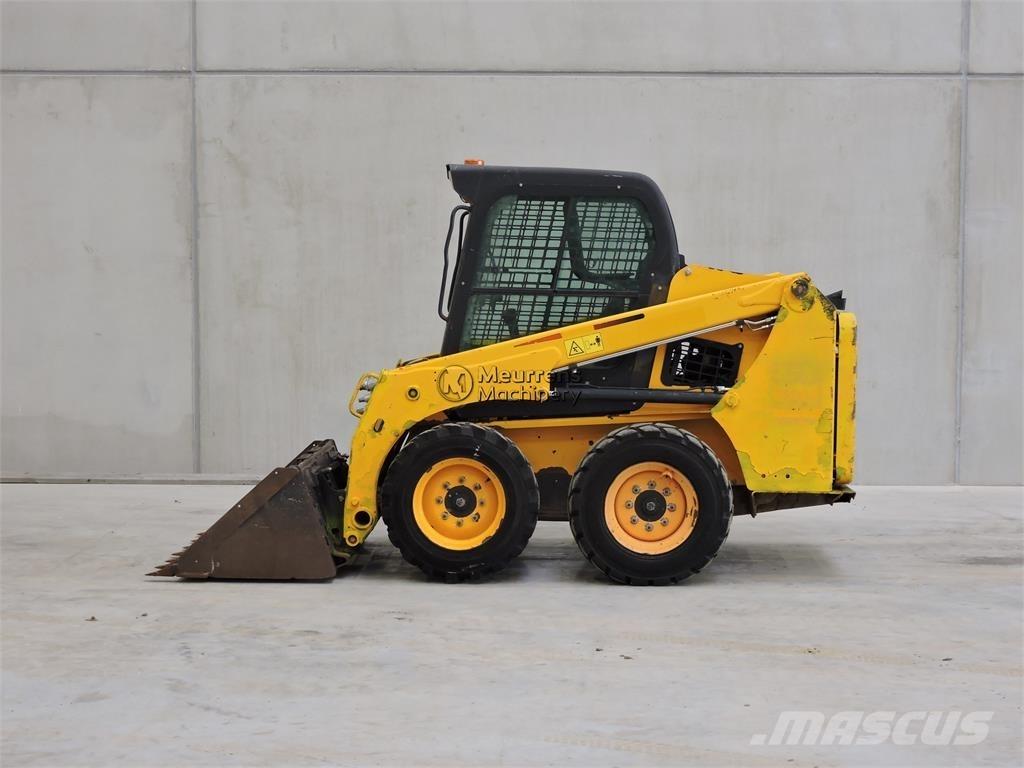 Bobcat S450 Gumikerekes homlokrakodók