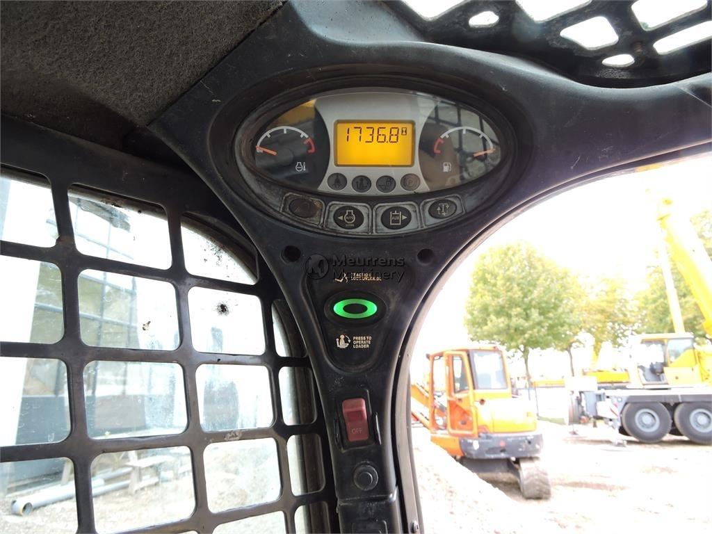 Bobcat S450 Gumikerekes homlokrakodók