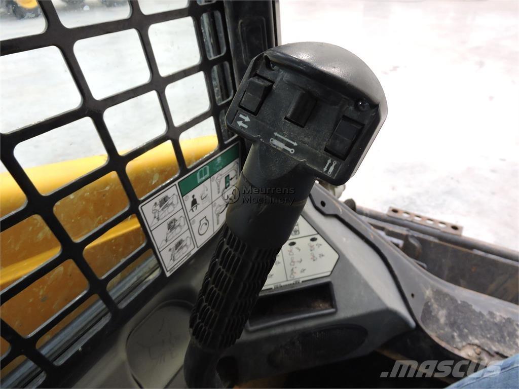 Bobcat S450 Gumikerekes homlokrakodók