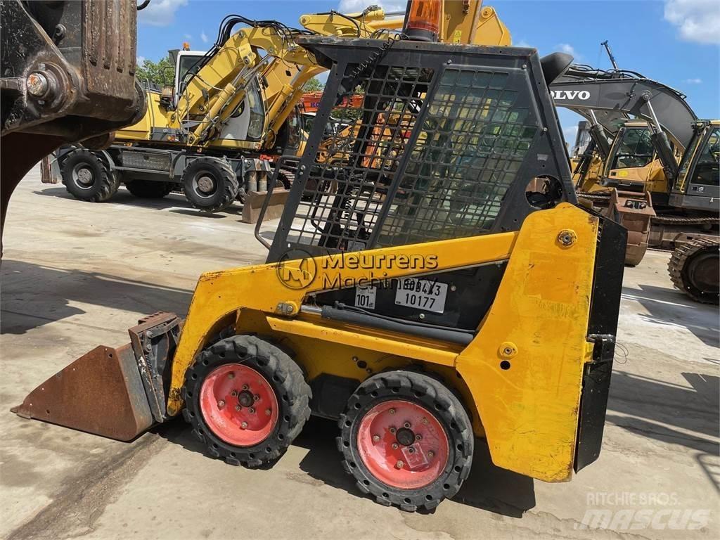 Bobcat S70 Gumikerekes homlokrakodók