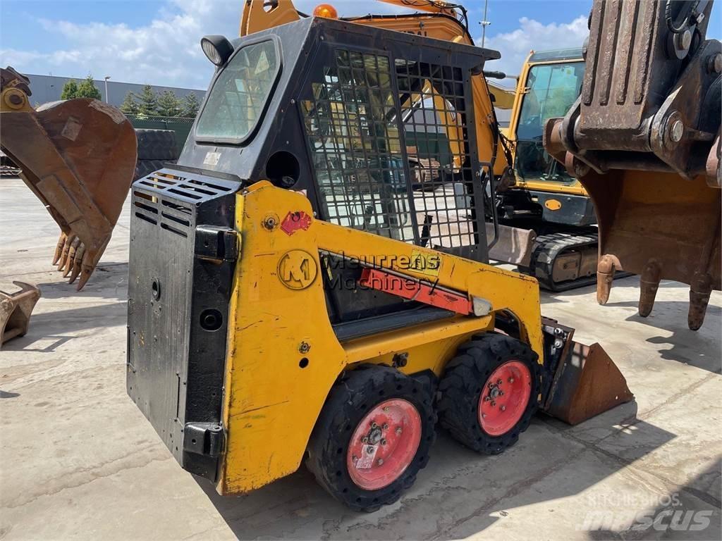 Bobcat S70 Gumikerekes homlokrakodók