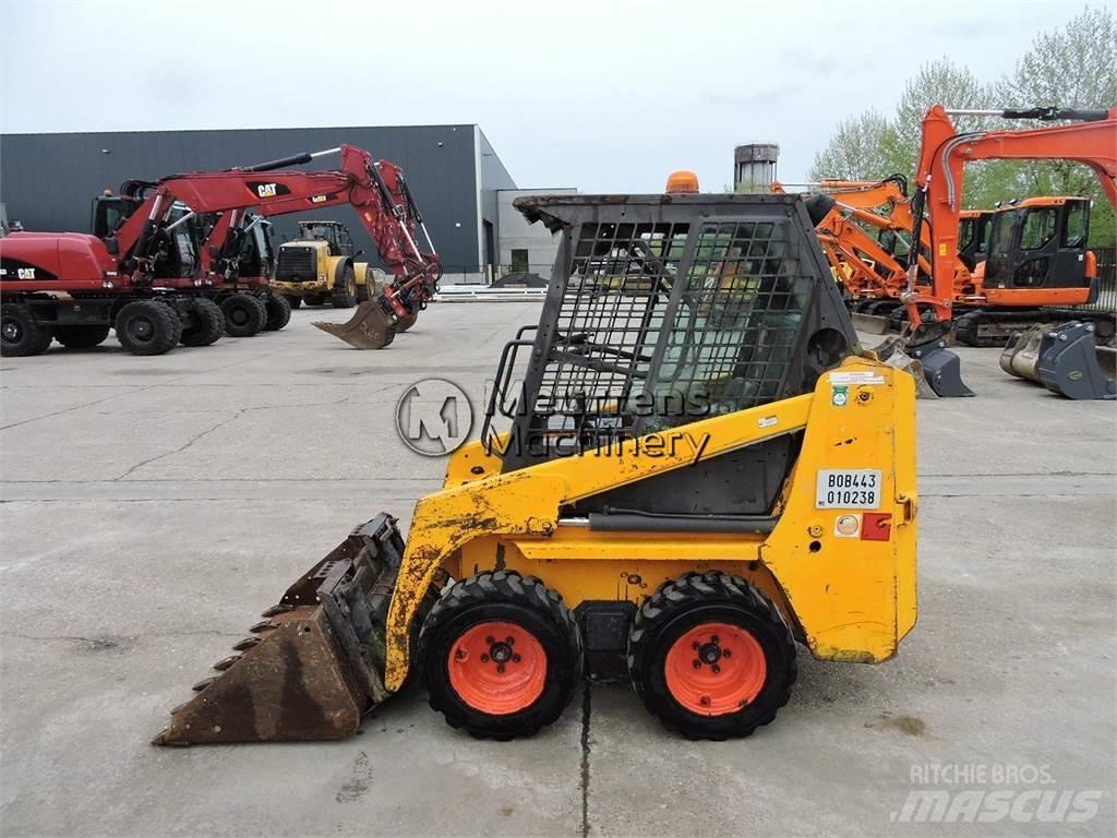 Bobcat S70 Gumikerekes homlokrakodók