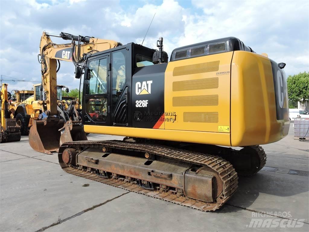 CAT 326F Lánctalpas kotrók