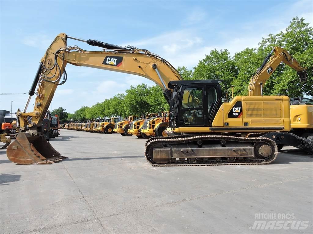 CAT 336 + GPS Lánctalpas kotrók