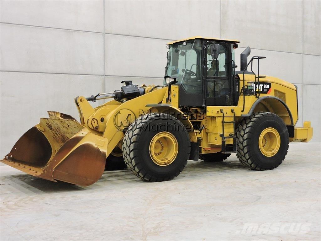 CAT 950 GC Gumikerekes homlokrakodók