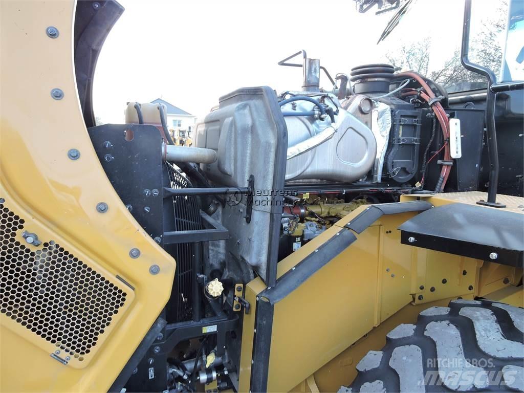 CAT 950M GERMAN Gumikerekes homlokrakodók