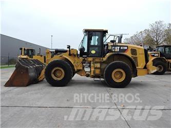 CAT 972M Gumikerekes homlokrakodók