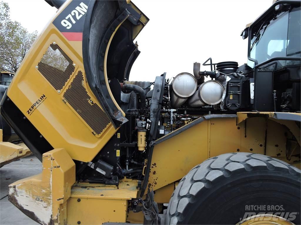 CAT 972M Gumikerekes homlokrakodók