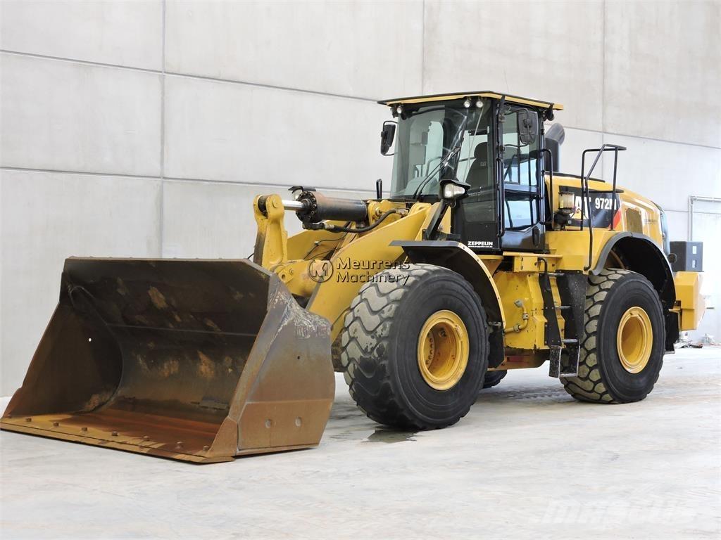 CAT 972M Gumikerekes homlokrakodók