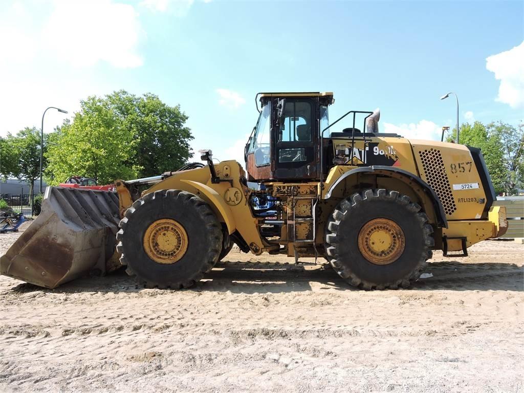 CAT 980M GERMAN Gumikerekes homlokrakodók