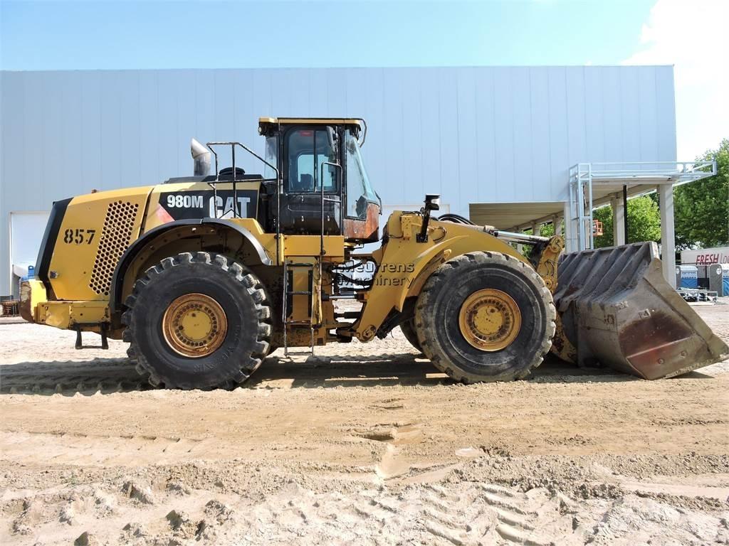 CAT 980M GERMAN Gumikerekes homlokrakodók