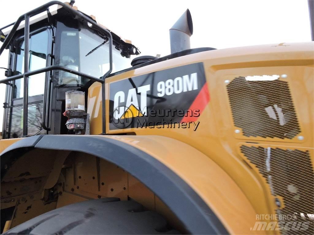 CAT 980M GERMAN Gumikerekes homlokrakodók