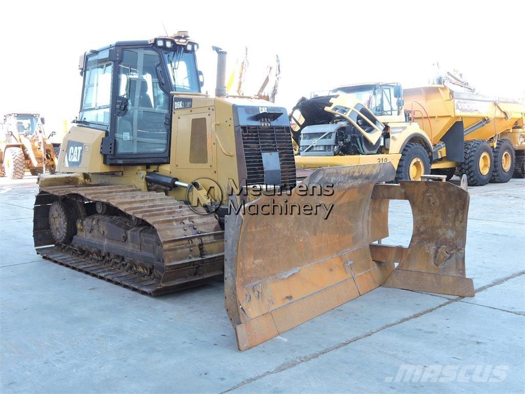 CAT D6K Dózerek