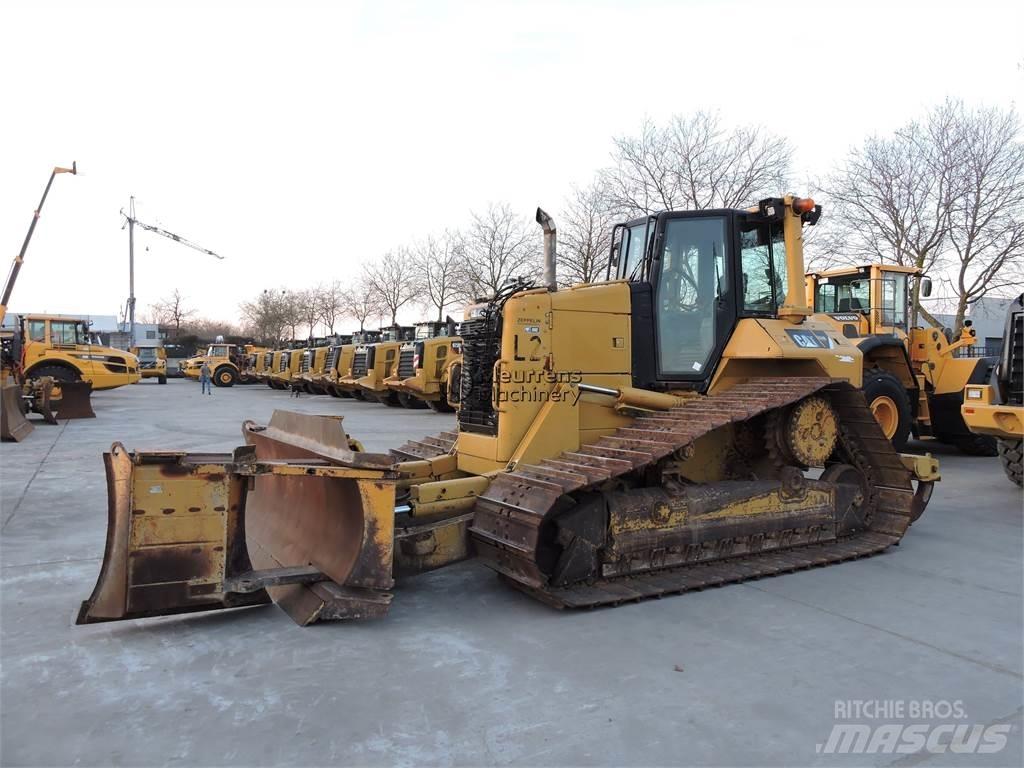 CAT D6NLGP Dózerek