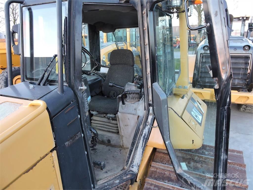 CAT D6NLGP Dózerek