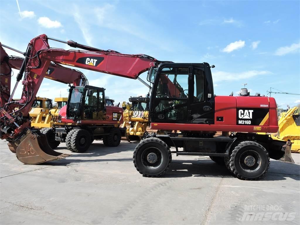 CAT M316D Gumikerekes kotrók