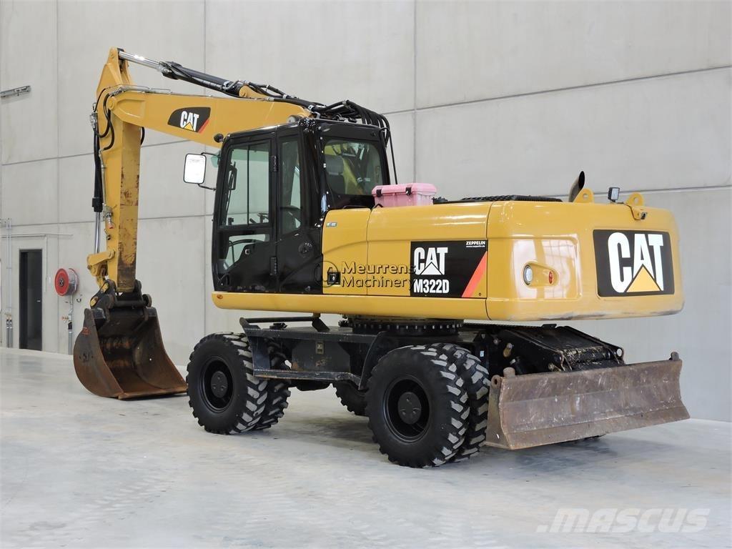 CAT M322D Gumikerekes kotrók
