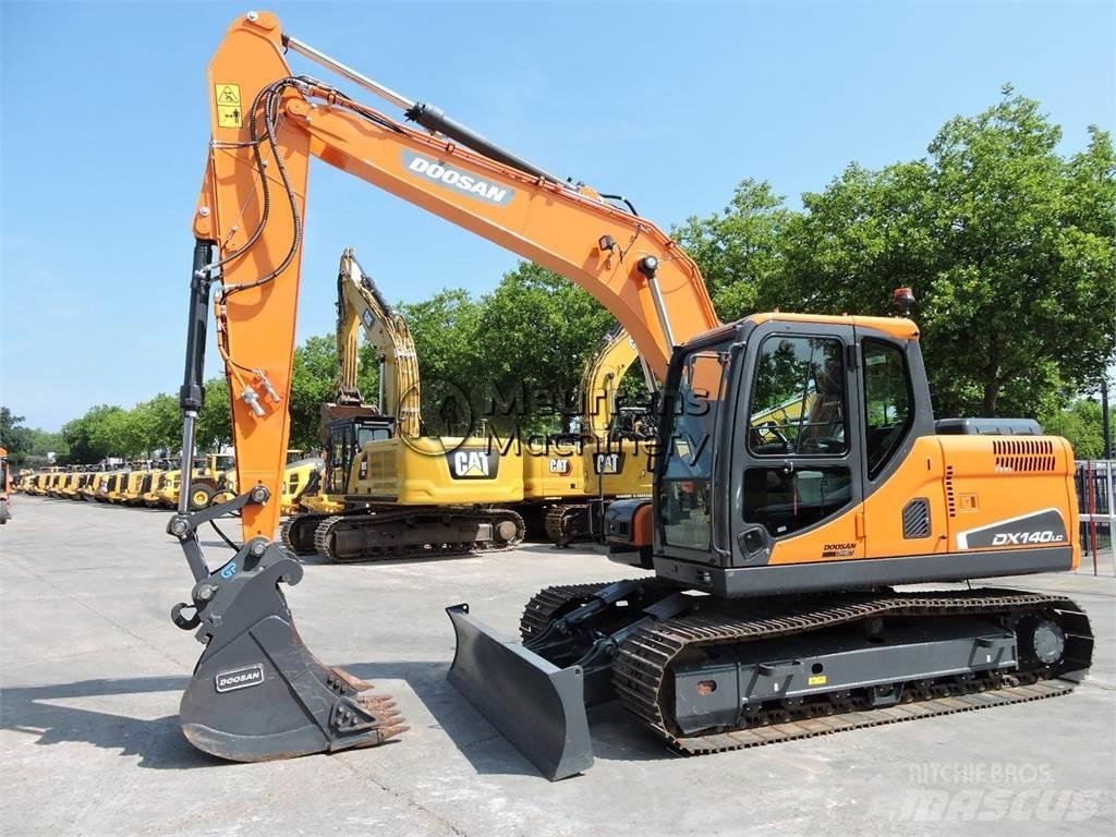 Doosan DX140LC Lánctalpas kotrók