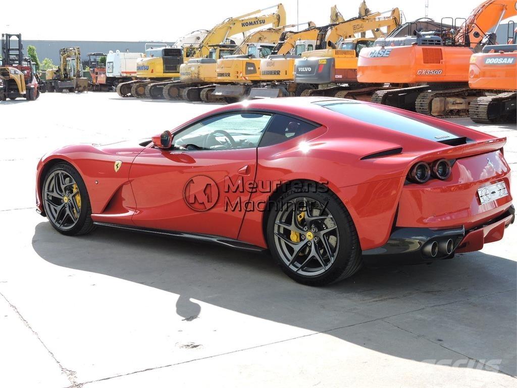 Ferrari 812 Super Fast Építőipar - Egyebek