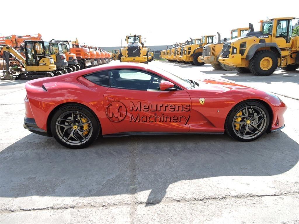 Ferrari 812 Super Fast Építőipar - Egyebek